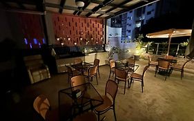 STUDIO 303 | WIFI 600MB | RESIDENCIAL JC, um lugar para ficar.